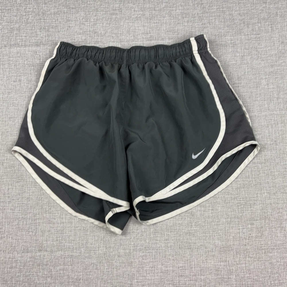 Nike Running Shorts Womens M Gray 3 In Lined Elastic Waist‎ Athletic 831558-060